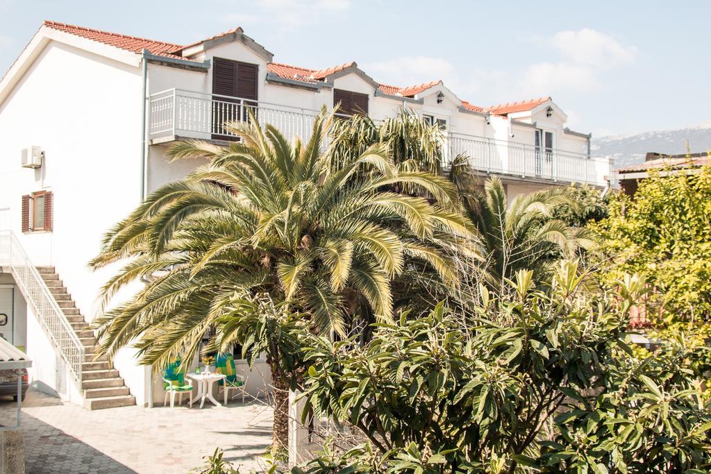Apartment Nikolic Kaštela 外观 照片